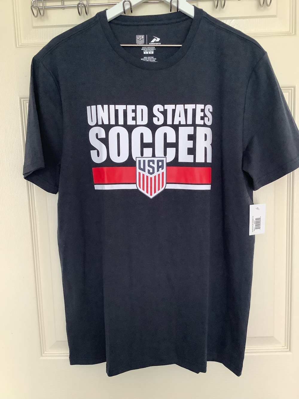 IconSports Soccer T-Shirt NWT